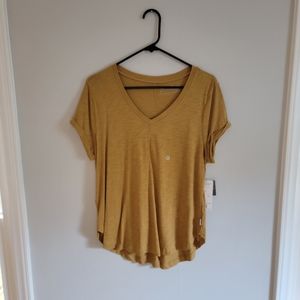 NWT Eddie Bauer womens V-Neck